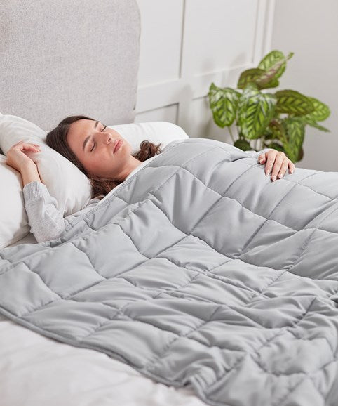 Adult weighted blanket.